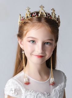 Fine or Fashion:Fashion Item Type:Hairwear Shape\pattern:Round is_customized:No Gender:Girl Material:Crystal Style:Trendy Type:Tiaras Metals Type:Stainless Steel Colour:Silver Plated Tiaras Crowns Wedding Dress Shawl, Kids Tiara, Crystal Girl, Flower Girl Tiara, Bridal Crown Tiara, Girls Tiara, Dresses Pageant, Pink Ball Gown, Crown Crystal