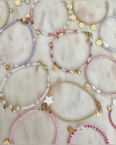 Beaded Jewellery Aesthetic, Bracelet Stack Beaded, Bracelet Perle Aesthetic, Dainty Beaded Bracelets, Aesthetic Bracelets Beads, Bead Bracelets Aesthetic, Bracelet Inspo Beads, Beads Bracelets Aesthetic, Aesthetic Beaded Bracelets