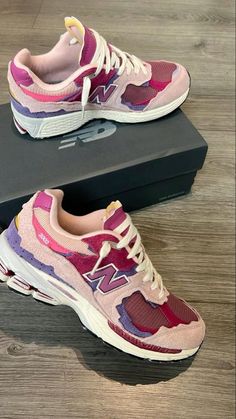 Colorful New Balance Shoes, Acisis Shoes, Essence Core, Blue Designer Shoes, New Balance Shoe, Shoe Aesthetic