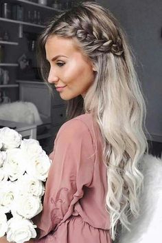 Penteados para festa 2019 cabelos longos Hairstyles 15, Hairstyle Elegant, Side Braid Hairstyles, Romantic Hairstyles, Wedding Hairstyle, Braids For Long Hair