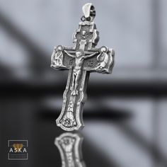 We present the Jesus Christ Cross Necklace, which includes religious scenes delicately engraved on 925 carat oxidized silver by our experienced craftsmen in our workshop. If you want your necklace to be produced from different materials such as gold or rose gold, or if you want your name, birth, graduation and wedding anniversary dates to be printed because they are customizable products, it will be sufficient to add your wishes in the notes section during the purchase process. Product Code: ASK Silver Chain Men, Chain Men Necklace, Cross Chain Necklace, Christ Cross, Cross Gift, Jesus Cross, Jesus Christus, Mens Chain Necklace, Cross Chain