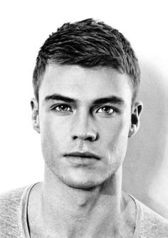 amazing-mens-short-haircuts More Ivy League Haircut, Trendy Haircuts, Mens Cuts, Zac Efron, Crew Cuts, Short Haircut