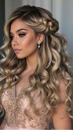 Half Up Half Down Prom Hairstyles For A Perfect Balance - Cheerful Talks Half Up Have Down Hairstyles Prom, Half Updo Wedding, Teen Girl Bedroom Decor, Half Down Prom Hairstyles, Makeup Event, Half Up Half Down Prom, Down Prom Hairstyles, Room Decor Teen, Curly Prom Hair