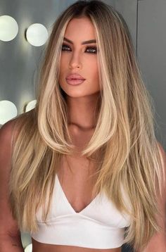 Money Piece Hair Ideas, Hair Color For Blondes, Winter Hair Colour For Blondes, Money Piece Hair, Jessica Simpson Hair, Trendy Fall Hair Color, Winter Hair Colors, Perfect Blonde Hair, Fall Hair Color Ideas