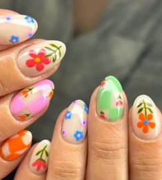 Basic Nail, Funky Nail Art, Floral Nail Designs, Floral Nail, Short Acrylic, Cute Gel Nails, Manicure Y Pedicure, Funky Nails