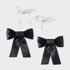 With the Girls' 4pk Satin and Pearls Ribbon Bow Clip Set by art class™, you can perfectly secure your little girls’ hair in a stylish and fun way. This set includes 4 adorable clips made with durable plastic and iron. With two different shades to choose from, these durable clips are a great addition to any essential accessory collection. art class™: One-of-a-kind looks for the one and only you Hair Twisters, Hair Accessories Set, Heart Themed, Top Knot Headbands, Velvet Hair, Bow Hair Clips, Knot Headband, Bow Clips, Hair Tools