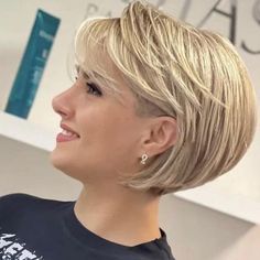 Pixie Layered Bob, Transformation Inspiration, Chin Length Haircuts, Short Layered, Short Hairstyles For Thick Hair