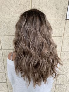 Ashy Brown Hair, Rambut Brunette, Ash Hair, Ash Brown Hair, Brown Hair Inspo, Brunette Hair With Highlights, Brown Hair Balayage, Blonde Hair Inspiration