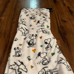 this is an image of a child's sleeping bag with cartoon characters on it