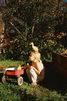 Abandoned Farmhouse, Kids Camp, Fotografi Vintage, Poses References, Zara Kids, Best Mother, 인물 사진, Future Life, Photo Reference