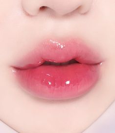 Heart Shaped Lips, Korean Lips, Doll Eye Makeup, Full Lips, Lip Shapes, Juicy Lips, Perfect Lips, Lip Fillers, Soft Lips