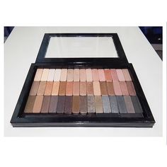 Makeup Depotting, Depotting Makeup, Future Makeup, I Can Explain, Bronze Makeup, Makeup Shades, Cake Face