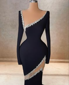 Black And Gold Dinner Dress, Award Show Dresses, Elegant Outfit Classy, Fashionable Dress, Stylish Work Attire