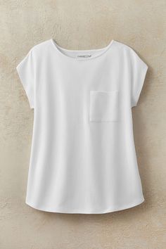 The newest update to our premium cotton tee collection. Dolman cap sleeves and a straight silhouette create a roomier, more comfortable fit – while super-combed yarns provide supreme softness and durability. Boatneck, curved hem and single chest pocket. | Women's #BestCotton Pocket T-Shirt - White - XL Shite Shirt, Coldwater Creek Outfits, Raglan Sleeve Shirts, Minimalist Fashion Women, Cap Sleeve Tee, White Shirts Women, White Tee Shirts, Cap Sleeve Top, Work Style