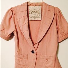 Very Cute, Pink Casual Short Sleeve Blazer, Y2k Jacket Size: Medium 100% Cotton Small Front Pockets Color: Salmon Pink So-Cal Brand. Salmon Blazer, Short Sleeve Jacket, Y2k Jacket, Y2k Pink, Salmon Pink, Pink Shorts, Blazer Suit, Vintage Y2k, Suit Jacket