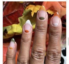 Thanksgiving Colored Nails, Trendy Fall Nails Gel, Transition Into Fall Nails, Fall Nails Nail Art, Fall Nails One Color, Cool Fall Nails, Transition To Fall Nails, Fall Skittle Nails, Thanksgiving Nail Ideas Simple