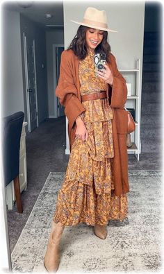 Woman Pastor Outfit, Western Women Dress, Western Lace Dresses For Women, Cowgirl Boots And Maxi Dress Outfit, Chic Layering Outfits, Bohemian Outfit Ideas Winter, Winter Boho Dress, Retro Boho Outfits, Mountain Chic Fashion Wedding Guest