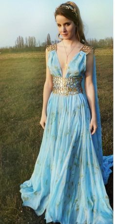 Fitted Fairycore Dress For Cosplay Events, Elvish Style Fitted Dress For Cosplay, Daenerys Qarth, Geek Clothes, 파티 드레스, Goddess Dress