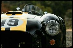 the front end of an old race car