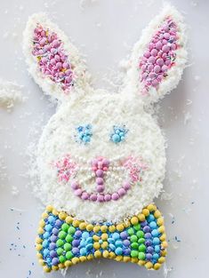 Today I’m sharing the best of the best easter recipes with 50 of my favorite dishes for the holiday. Appetizers and snacks, brunch and dinner, finished off with cocktails and dessert! Gluten Free Coconut Cake, Best Easter Recipes, Gluten Free Easter, Easter Cake Recipes, Easter Bunny Treats, Easter Recipe, Recipe Gluten Free, Easter Bunny Cake, Whipped Frosting