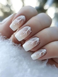 Winter Nails Elegant, Winter Wonderland Nails, Snow Nails, Wedding Nail, Christmas Nail Art Designs, Blue Nail Designs, White Nail Designs