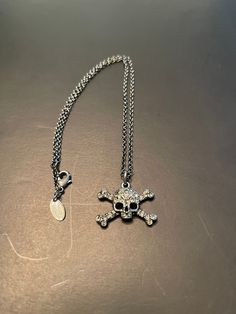 Vivienne Westwood Necklace -10/10 -Fast shipping -Bundles Available Skull Vivienne Westwood, Vivienne Westwood Skull Necklace, Vivienne Westwood Necklace, Westwood Necklace, Vivienne Westwood Jewellery, Bones Bracelet, Jewelry Accessories Ideas, Dope Jewelry, Gold Pearl Necklace