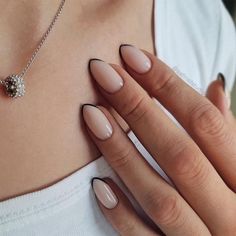 - Pinterest - MaebelBelle - Almond Nails French, Fiberglass Nails, Oval Nails, Classy Nails, Chic Nails, French Tip Nails, Perfect Nails, Nail Manicure