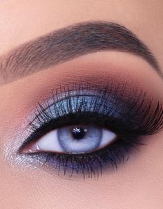 Blue brown smokey eye makeup Blue Eyeshadow Makeup, Brown Smokey Eye Makeup, Eye Makeup Images, Prom Eye Makeup, Prom Makeup Looks, Cute Eye Makeup, Eye Makeup Pictures, Makijaż Smokey Eye