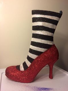 Altered Shoes, Interesting Shoes, Crazy Heels, Shoe Refashion, Custom Kicks, Embellished Shoes