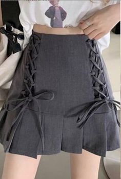 Skirts Y2k, Mini Skirt Summer, Grey Mini Skirt, Sweet Fashion, High Waisted Pleated Skirt, Skirt Y2k, Korean Clothing, Estilo Preppy, Elegant Skirt