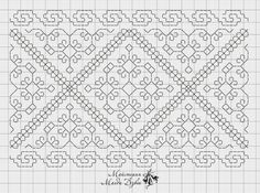 a cross stitch pattern that looks like it has been made in the shape of an x