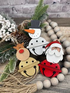 Jingle all the way - Handmade Christmas Ornament Ornament Snowman, Tiered Tray Diy, Cartoon Face, Snow People, Wood Items, Christmas Wood Crafts, Tray Diy, Wooden Christmas Ornaments, Diy Set