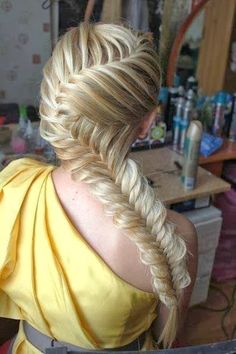 hair style for long hair Easy Fishtail Braid, Fishtail Braid Hairstyles, Fishtail Braid, Cool Braids, Beautiful Braids, Fish Tail Braid, Love Hair, Great Hair