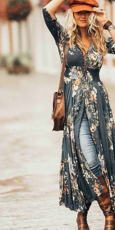 Trendy Outfits Boho, Dresses Casual Boho, Stile Boho Chic, Walking Down The Street, Stil Boho, Estilo Hippie