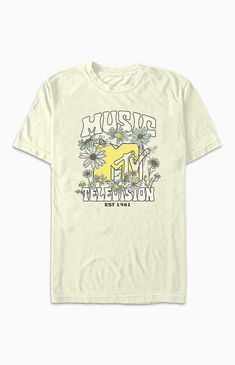 Do you want your MTV? Get it any day/any time/any place with the MTV Flowers T-Shirt! This super cute tee features a comfortable crew neckline, a front graphic, and short sleeves for that classic fit. Solid color teeShort sleevesCrew necklineFront graphicMachine washable PacSun Womens MTV Flowers T-Shirt - Natural size Small Hot Topic Shirts, Francis Picabia, Group Picture, Black Friday Specials, Stitch Shirt, Rudolph The Red, Sleeve Packaging, Red Nosed Reindeer, Disney Lilo