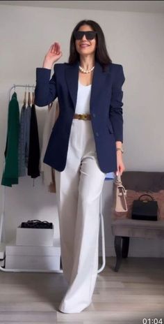 Lawyer Winter Outfit, Stylish Work Outfits Classy Chic, Classy Outfits Business, Chique Outfit, Stile Hijab, Blazer For Women, Casual Work Outfits Women, Chique Outfits