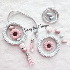 Bold Dreams Car Charm Kit, Beaded Car Charm, Rearview Mirror Accessories, Mirror Charm, Mirror Accessories, Car Accessories Silicone Bead Wristlet Diy, Silicone Bead Car Charm, Silicone Car Charms, Silicone Bead Crafts, Car Charms Diy, Silicone Bead Ideas, Beaded Key Chains, Beaded Car Charms, Rearview Mirror Accessories