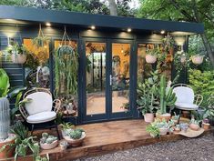 Gravel Fire Pit, Reiki Healing Room, Timber Greenhouse, Tiny Garden Ideas, Garden Room Ideas, Garden Home Office, Shed Garden, Backyard Summer, Fairytale House