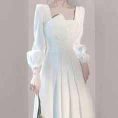 Korean Dress Elegant, Asian Prom Dress, Dresses Korean Style, Light Wedding Dress, Bridesmaid Dresses Long Lace, Gown Long Sleeve, Simple White Dress, Classy Wedding Dress, Gowns Dresses Elegant