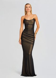 Runway Formal Dresses, Retrofete Prom Dress, Black Tie Maxi Dress, Prom Maxi Dress, Classy Prom Dresses Black, Modern Evening Maxi Dress, Modern Fitted Maxi Dress For Party, Modern Sleeveless Maxi Dress For Party, Modern Black Dress For Gala