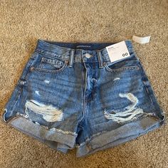 Jean Shorts Nwt Size 00 Mom Short Aeropostale Girl Drawings, Aeropostale Jeans, Dream Style, Mom Shorts, Aeropostale, Dream Closet, Jean Shorts, Blue White, Color Blue