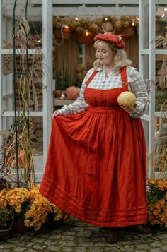 Vetiver 23 | cross back linen dress – Linennaive Mrs Claus Outfit, Cottagecore Plus Size, Cottagecore Outfit Ideas, Autumn Style Inspiration, Country Princess, Cottage Core Outfit, Medium Length Hairstyles For Women, Plus Size Aesthetic, Cottagecore Outfit