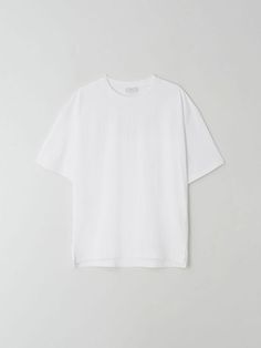 Composition : COTTON 100%Color : WHITE_FREECountry of Origin : KOREA Simple White Crew Neck Top, Plain White Cotton Tops, White Plain Cotton Tops, Basic White Plain Shirt, White Simple Short Sleeve Top, Classic White Cotton Top, White Relaxed Fit Plain Top, Oversized White Tops For Everyday, Simple White Cotton Top