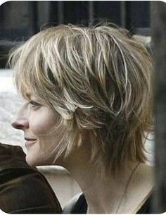 Short Feathered Shag Haircut, Shaggy Bob 2023, Pixies With Long Bangs, Short On Top Layered Hair, Short Layered Shag, Old Lady Hairstyles, 2023 Haircut Trends, Short Hair Women, Hairstyle 2023