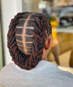 Kiko Hairstyle With Brazilian Wool, Wool Thread Hairstyles, Kiko Hairstyle, Kiko Hairstyle With Wool, Twist For Natural Hair, Wool Plaiting African Hair, Threading Hairstyles, Wool Hairstyles