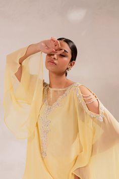 Ammara Khan, Floral Dupatta, Eid Dress, Dress Event, Yellow Design, Pearl Details, Eid Dresses, Elegant Attire, Fashion Consultant