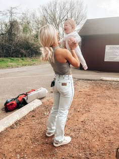 Mommy And Me Western Outfit, Western Mom And Daughter, Western Mom Aesthetic, Baby Girl Country Outfits, Country Kids Aesthetic, Southern Mom Aesthetic, Country Mom Aesthetic, Wrangler Outfits Woman, Leah Fish Outfits