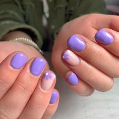 May Nails Ideas 2024 Purple, Cute Gel Nail Designs For Short Nails Purple, Purple Nail Art Short Nails, Purple Gel Manicure Ideas, Purple Spring Nails Short, Short Purple Nails With Design, Purple Spring Nails 2024, Non Acrylic Nail Ideas Short Gel, Beach Nails Purple