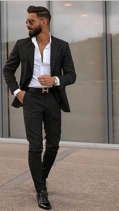 Preppy Mens Outfits, Black Outfit Men, Chique Outfit, Man Dressing Style, Classy Men, Men Stylish Dress