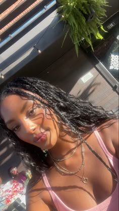 Sunkissed, bohobraids, hairstyles for blackwen,braids, mermaid braids, pink asthetic, model, selfie, natural makeup, glowing makeup, dewy makeup, ig pose, pose ideas, model pose, model akin, easy makeup, gold jewlery, clean girl asthetic, somple good jewlery, gold necklace, gold earing, golden hour, ethiopian, makeup for brown eyes, pink lip, summer vibes, summer glow, summer makep, skincare Ethiopian Makeup, Mermaid Braids Black Hair, Brown Boho Braids, Braids Mermaid, Braids Zoe Kravitz, Braids Pink, Mermaid Braids, Makeup Dewy, Braids Summer